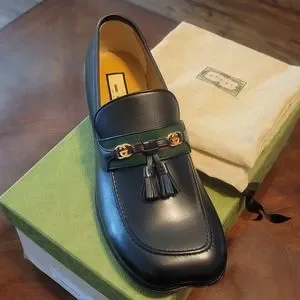 New Authentic Gucci Loafer with tassels. Original box and dust bags  US 12/UK 11 GUCCI Cherry Red Genuine Crocodile Tassel Loafer Size UK 10  main image 4